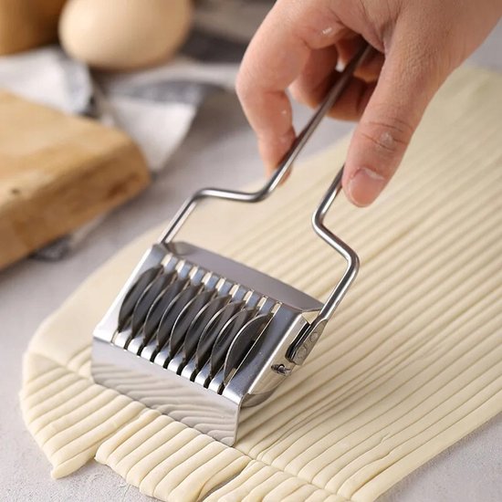 RVS Pastasnijder - Radeel voor Pasta en Deeg van Brunbeste — afbeelding 2
