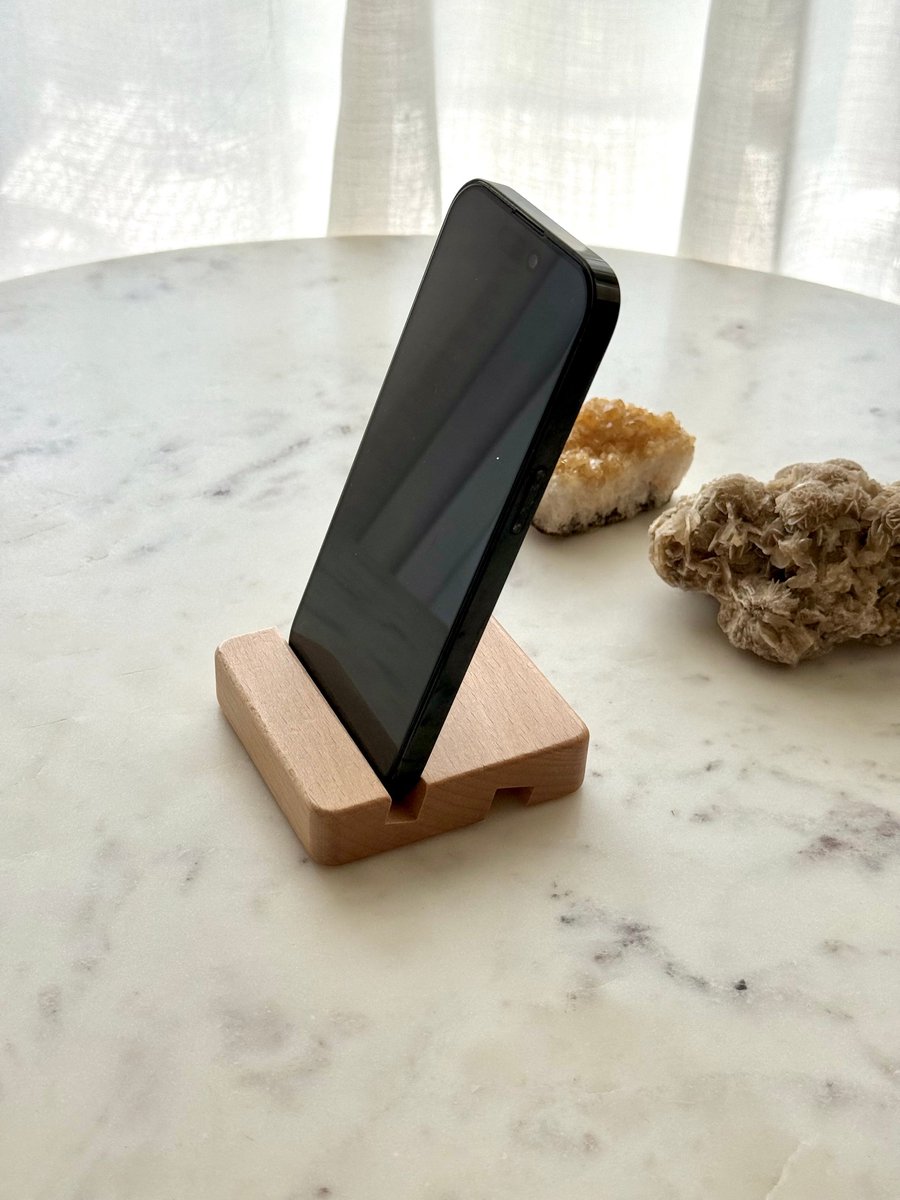 Houten telefoonhouder - telefoonhouder bureau - telefoon standaard - tablet standaard – Scandinavisch - Naturel kleur - houten tablethouder - telefoon houder - telefoonstandaard - telefoon houder bureau - Hoogwaardige kwaliteit — cadeau in Telefoon & Tablet - foto 2