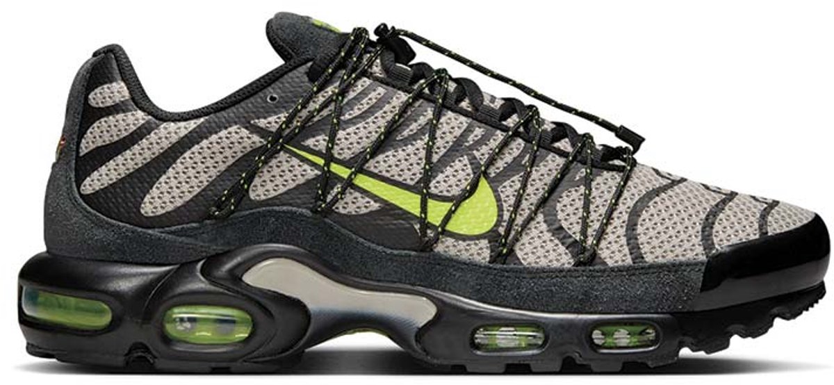 Nike Air Max Plus Utility Sneakers – /Volt-College Air Max Utility Zwart