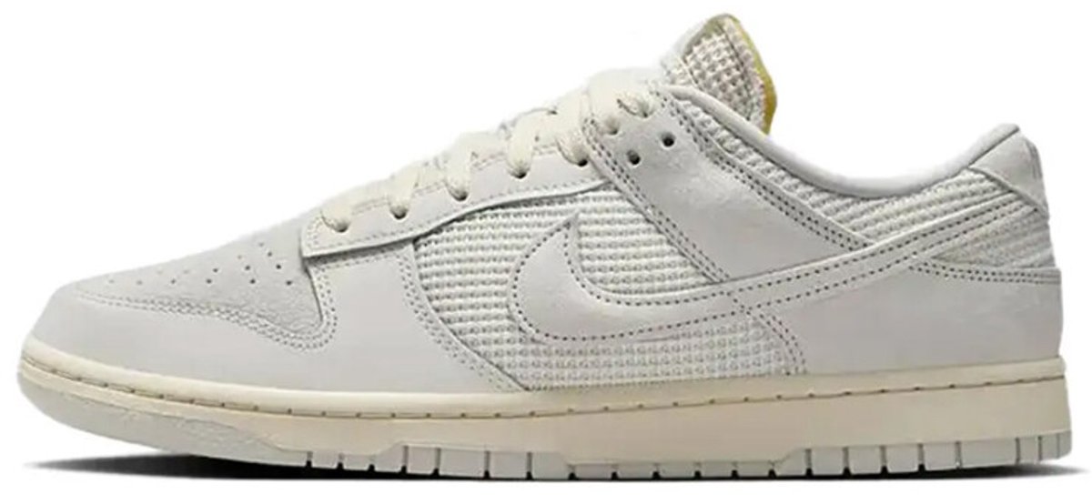 Nike Dunk Low ‘Phantom Light Bone’ Grijs