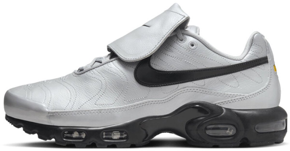 Nike Air Max Plus Tiempo ‘Wolf ‘ Zwart