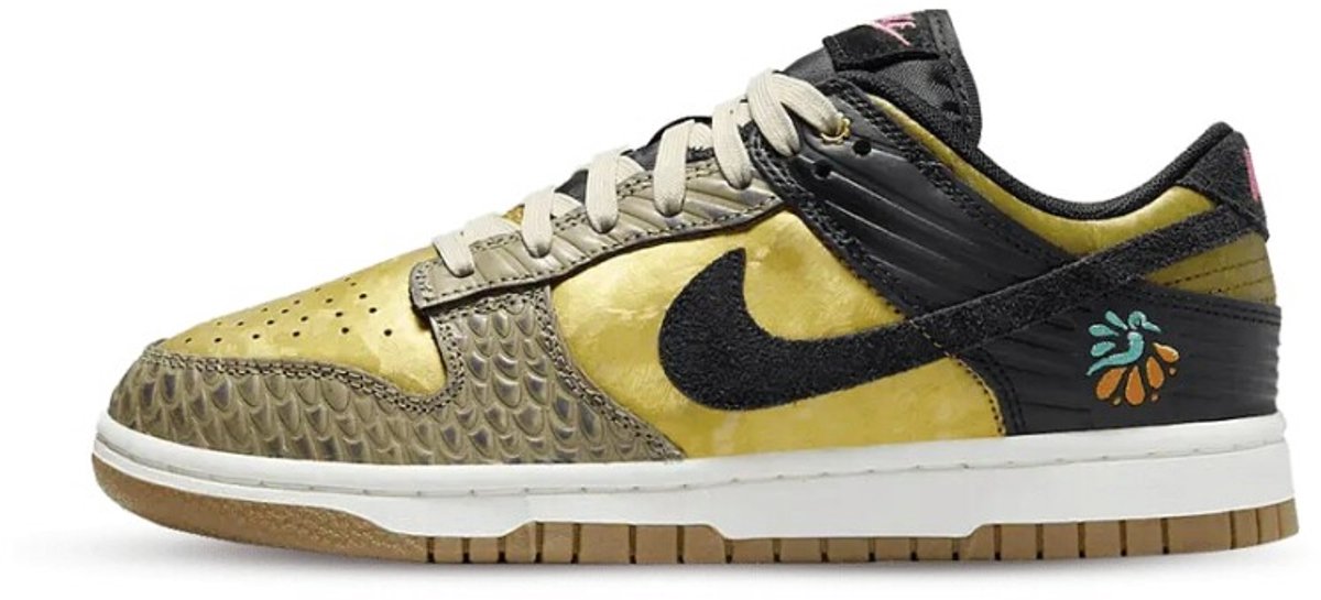 Nike Dunk Low ‘Dia de los Muertos’ Zwart