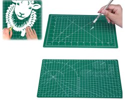 Tapis de découpe 1 pièce – Planche de loisirs – Tapis de couture double face – Tapis de découpe – Planche calibrée – Tapis avec grille carrée – Format A4 – Avec graduations, motifs – Pour loisirs, couture, découpe (30 x 22 cm – Vert)