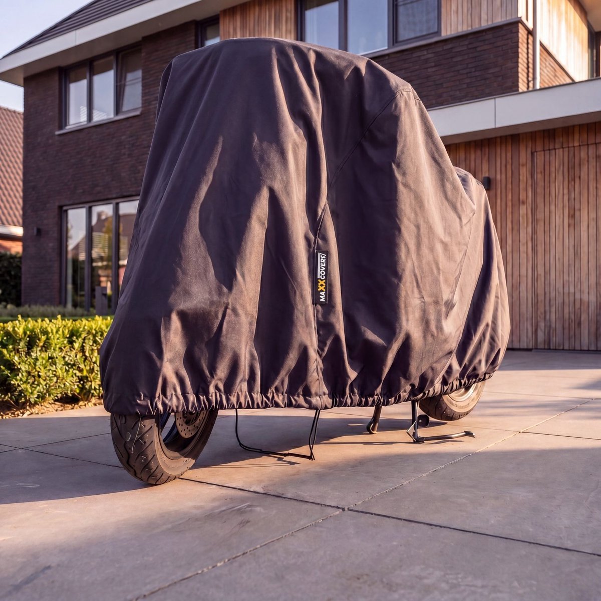 Maxxcovers Motorhoes / Scooterhoes - Zwart- Maat S - Waterdicht - A-kwaliteit - Voor Buiten