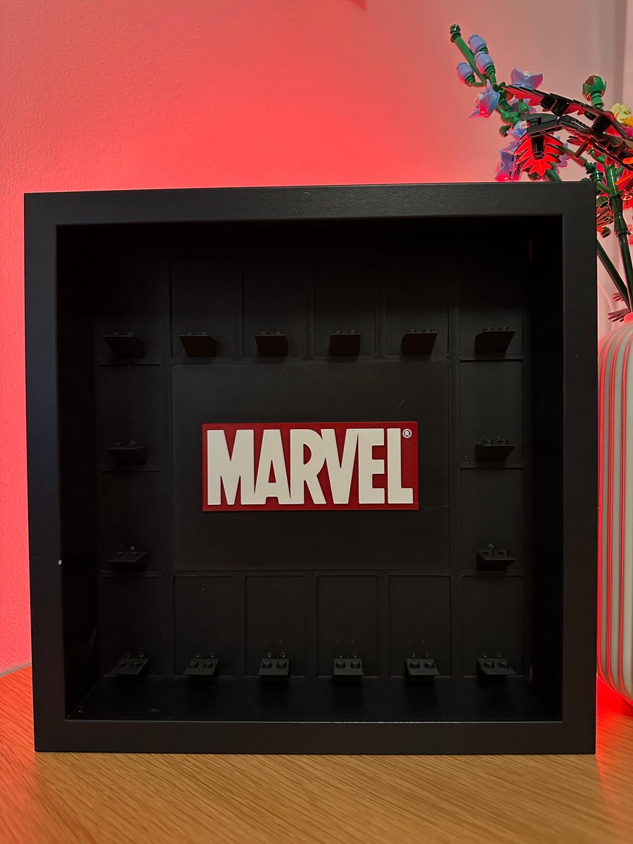 LEGO Minifigure Display Case — Marvel