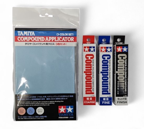 Tamiya 3-kleuren compound set met applicator: grof (rood), fijn (blauw), finish (zwart).