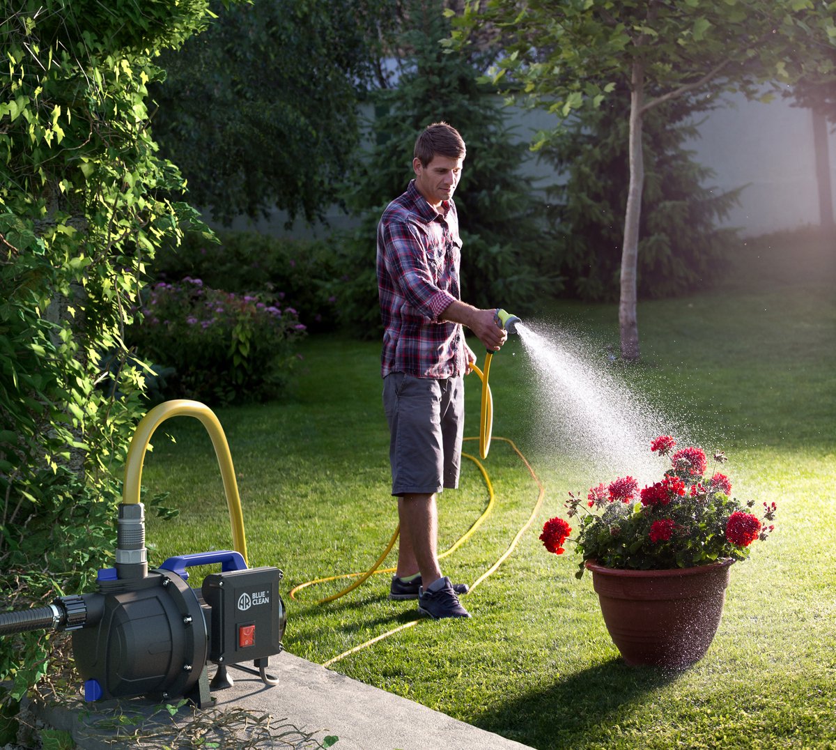 Annovi Reverberi ARGP 600P Beregeningspomp / Waterpomp 600W - 3100l/h - Pomphuis - Zelfaanzuigend Tuinpomp - Aanzuigpomp - Voor besproeien van tuin / gazon thumbnail 7