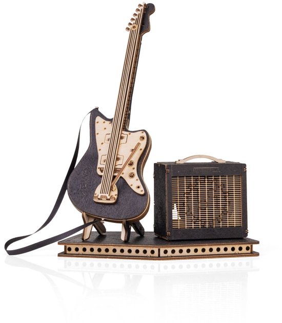 3D-model van een houten elektrische gitaar en versterker op een displaystandaard, geïsoleerd op een witte achtergrond.
