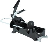 Zwarte plamuurdispenser met metalen hendel en steunen.