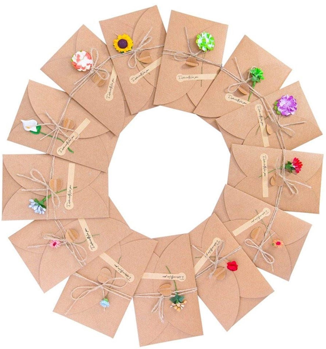 Dailygoods- Groefkaarten Set - Blanco Wenskaarten - Retro Kraftpapier - Wenskaarten met Enveloppen - 13 Verschillende Bloemen - 5,7 x 3,95 Inch Omslag