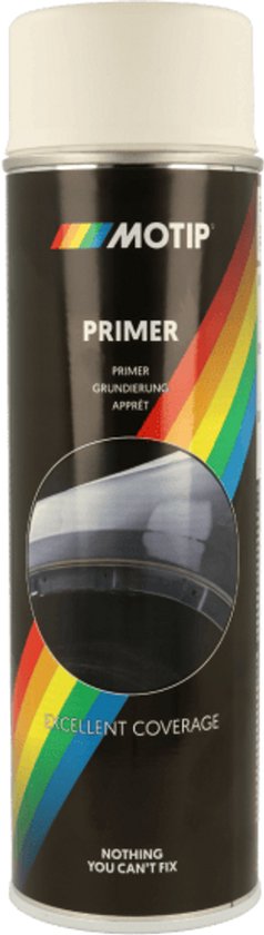Motip primer spuitbus met regenboogdetail en "EXCELLENT COVERAGE" tekst.