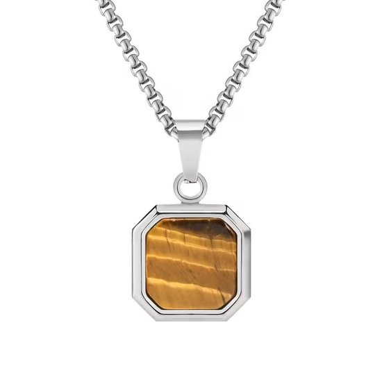 Zilveren ketting met vierkante tijgeroog hanger, geïsoleerd op een witte achtergrond.