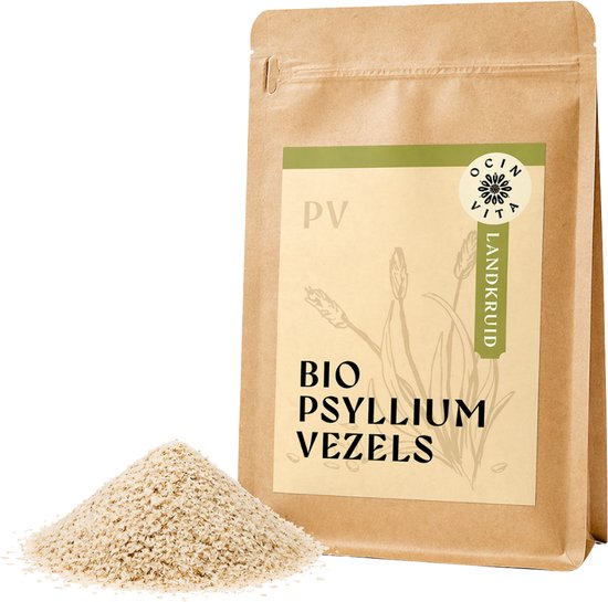 Een zakje bio psylliumvezels met ernaast een hoopje psylliumvezels.