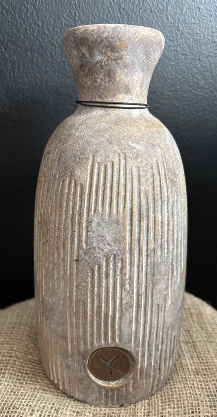 Vaas | Landelijke Liefde | Woonaccessoires | Woonaccessoire | Huis | Woning | Sfeervol | Interieur | Inrichting | Woon | Accessoire | Accessoires | Bloemvaas | Bloemenvaas | Vaas | Decoratie | Decoratief | Deco | Naturel | Droogbloemen vaas