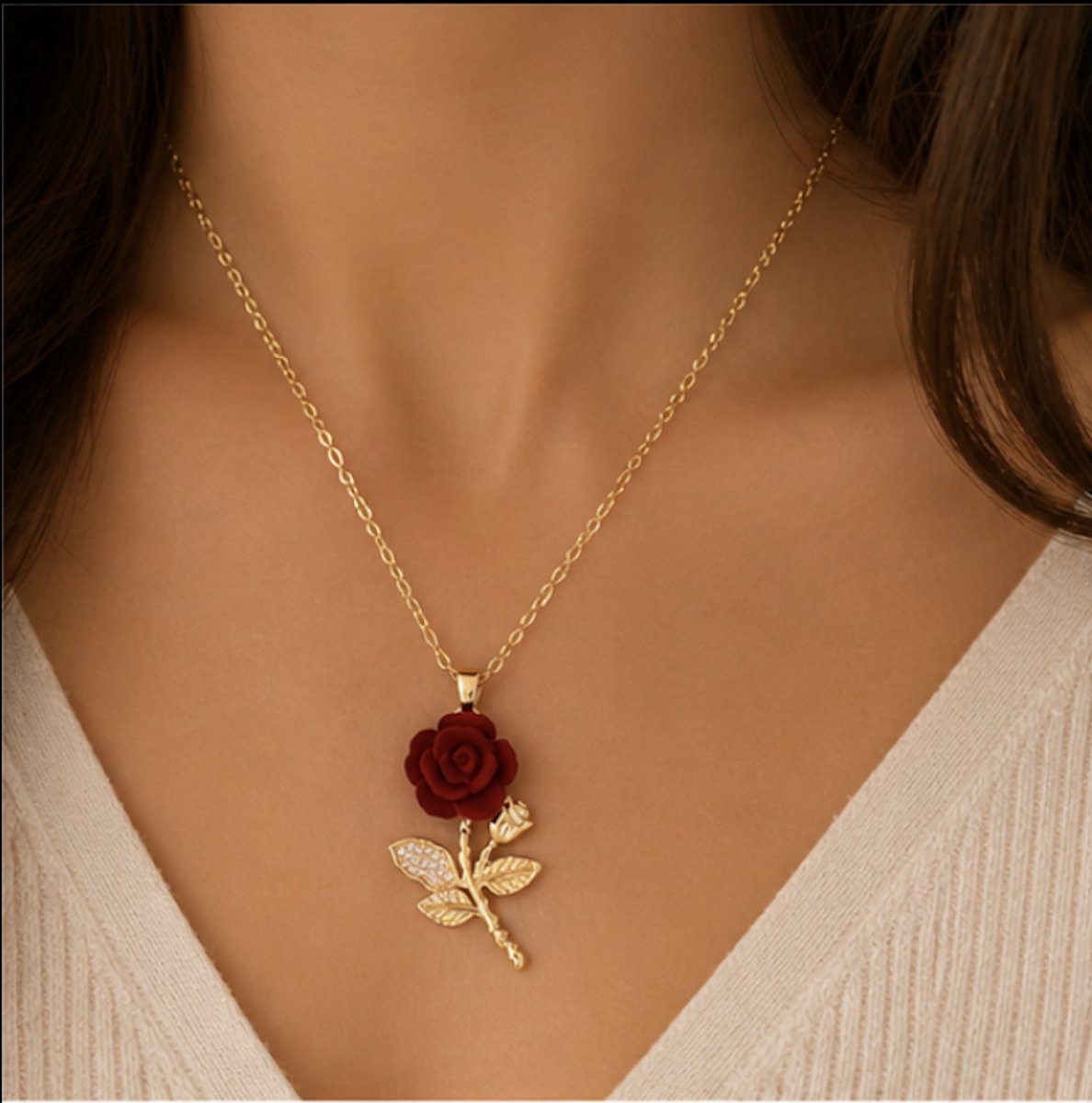 ketting - Ketting met een rode bloem - Verguld - Goudkleurig - Roestvrijstalen - bloem hanger ketting - vrouwen - cadeau - verjaardag cadeau
