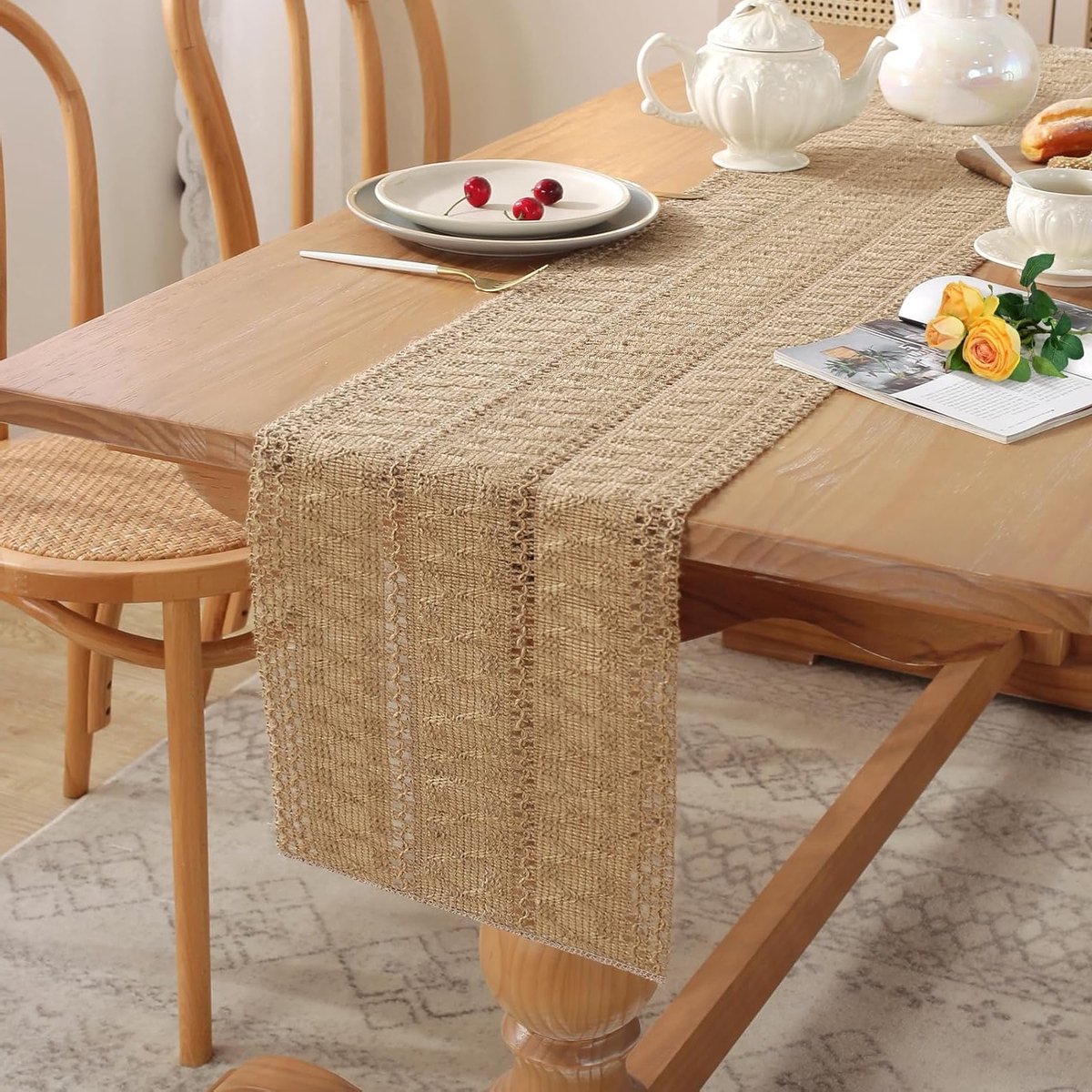 Boho Tafelkleed met Kwastjes van Geweven Kaasdoek, Bohemian Decoratie voor Thuis, Bruiloften en Feestjes (Beige, 180x30cm) - Perfect voor Tafeldecoratie, Vintage Stijl en Feestelijke Gelegenheden