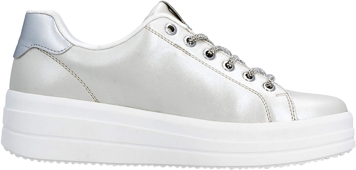 Lage sneakers met veters