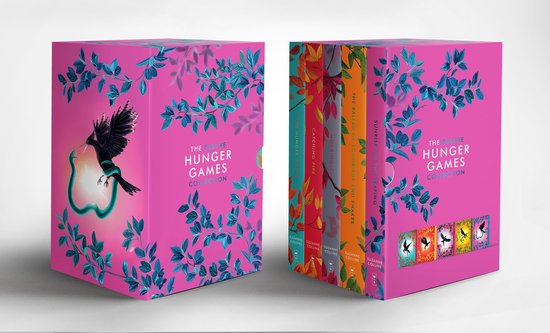 The Hunger Games- Deluxe Hunger Games Collection (5 book paperback set)