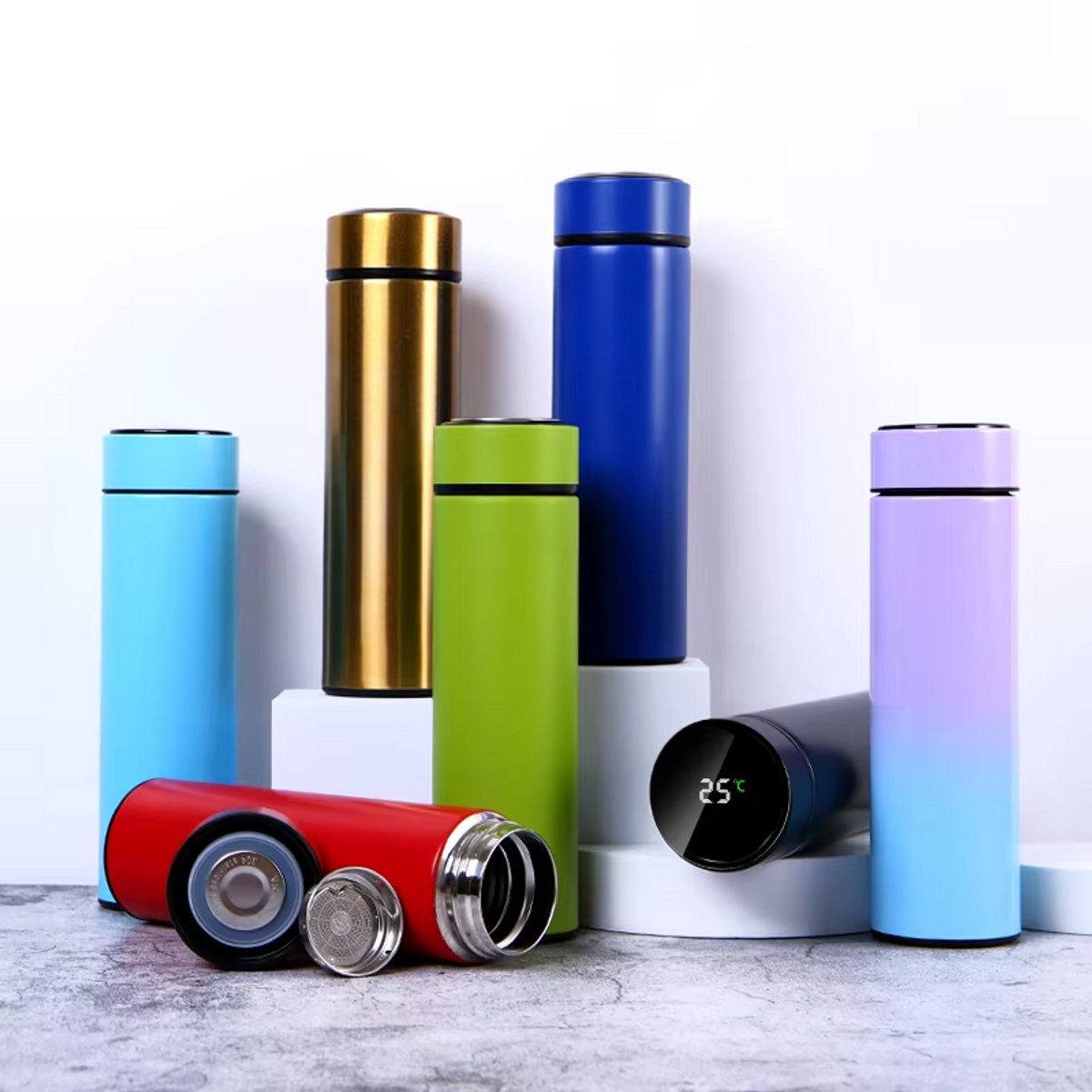 Thermosfles met temperatuurweergave - Een - 500 ml - Zwart - Ideaal voor reizen en sporten thumbnail 6