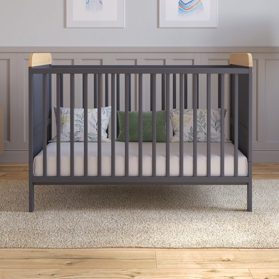 Love For Sleep Babybedje 2-in-1 – Meegroeibed 120x60 cm – Inclusief GOWOLL Koudschuimmatras – Massief Grenenhout – Antraciet/Grenen