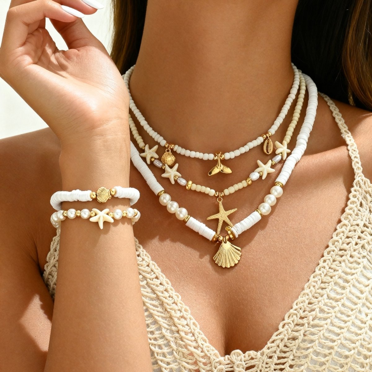 Sjika - Bohemian Schelpen Sieraden Set Dames – Strand Ketting & Armband Set – Zeester, Parels en Schelpjes – Zomer Sieraden Wit/Goud - Cadeau voor haar