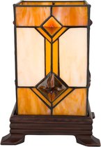 Tiffany tafellamp met een kubusvormige kap van glas-in-lood in oranje en crème tinten, op een donker metalen voet.
