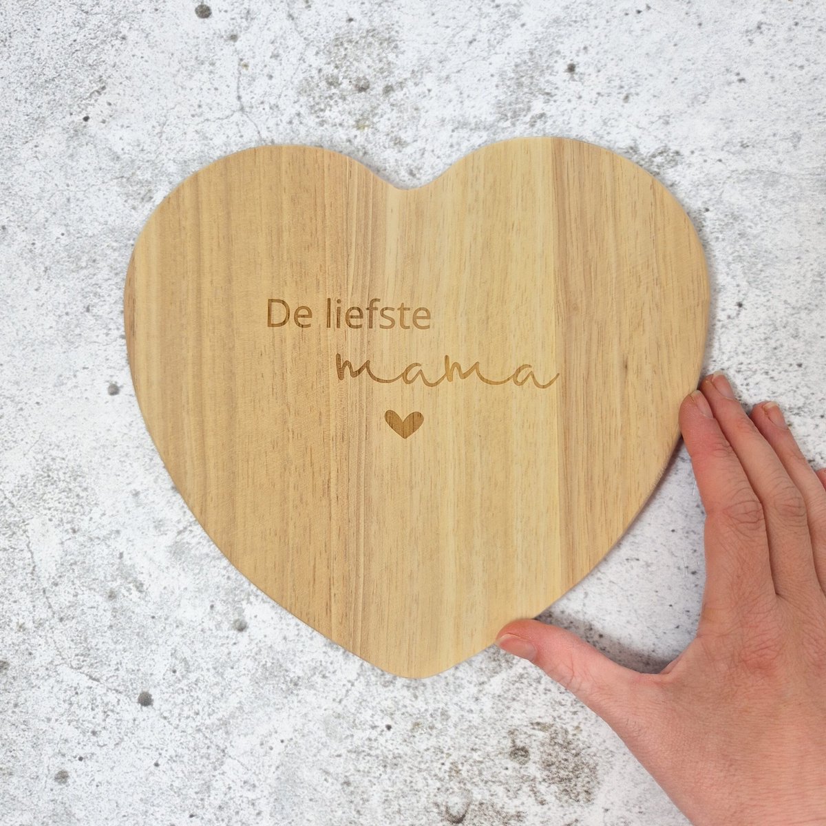 Fien & Feau - Borrelplank - Decoratieplank - Mama - Hartje