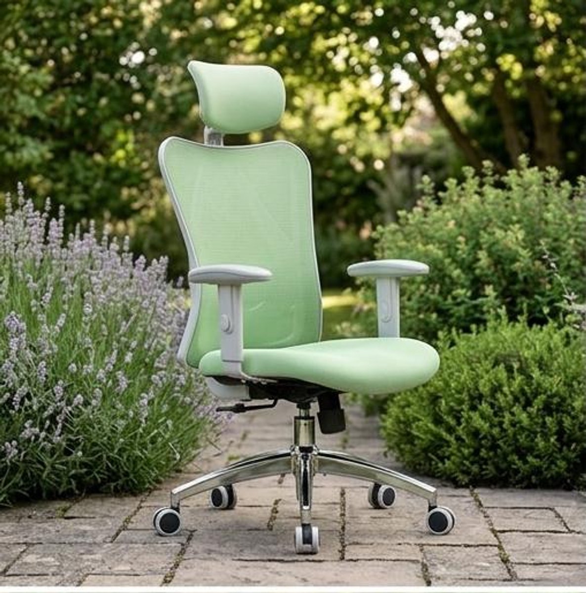 Ergonomische Bureaustoel 72x68,5x130 cm – Verstelbare Lendensteun, Hoofdsteun & Armleuningen, 126° Kantelfunctie, Belastbaar tot 150 kg, Zwart – Urbanhome