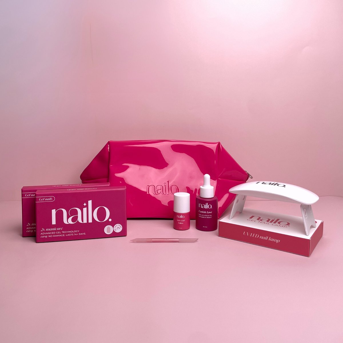 Nailo Gel Nagelstickers Starterset – Gellak Stickers incl. LED Lamp – 4 Manicures – 14+ dagen Perfecte Nagels