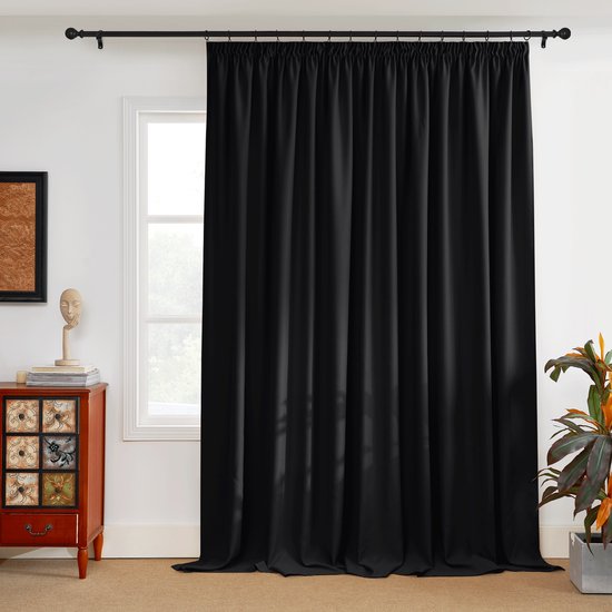 NICETOWN Kant en klaar Gordijn - 95% Verduisterend - Met Plooiband - 200x245 cm - Zwart - 1 Stuk