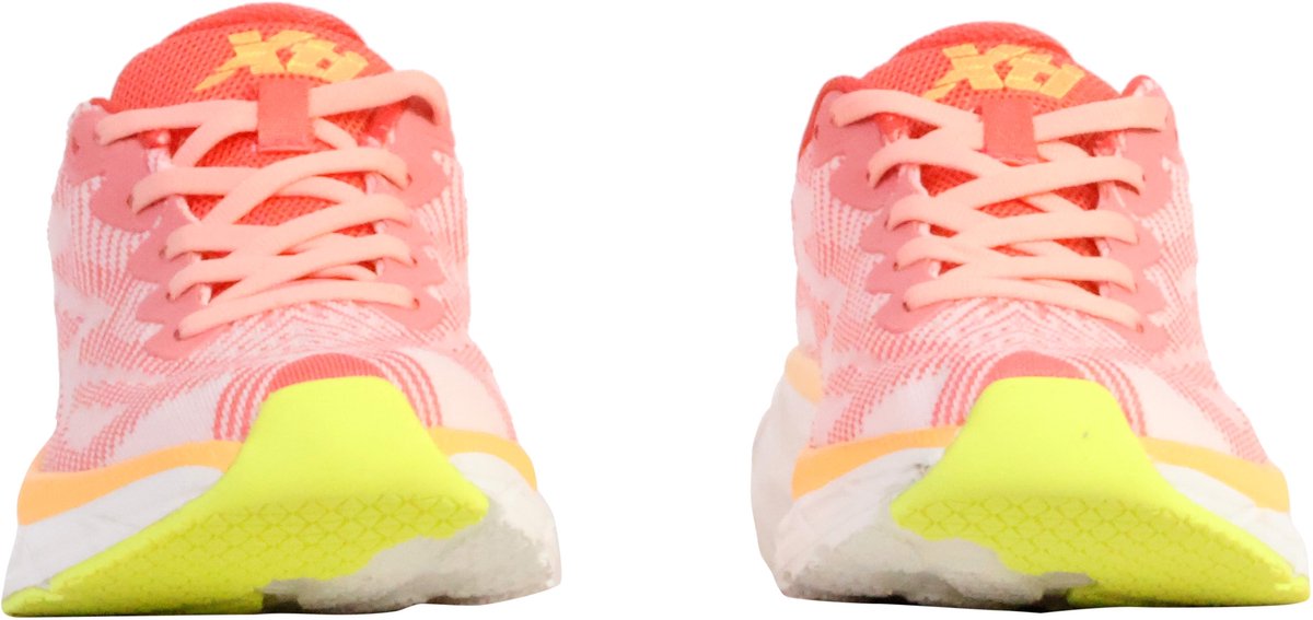 Sneakers met veters