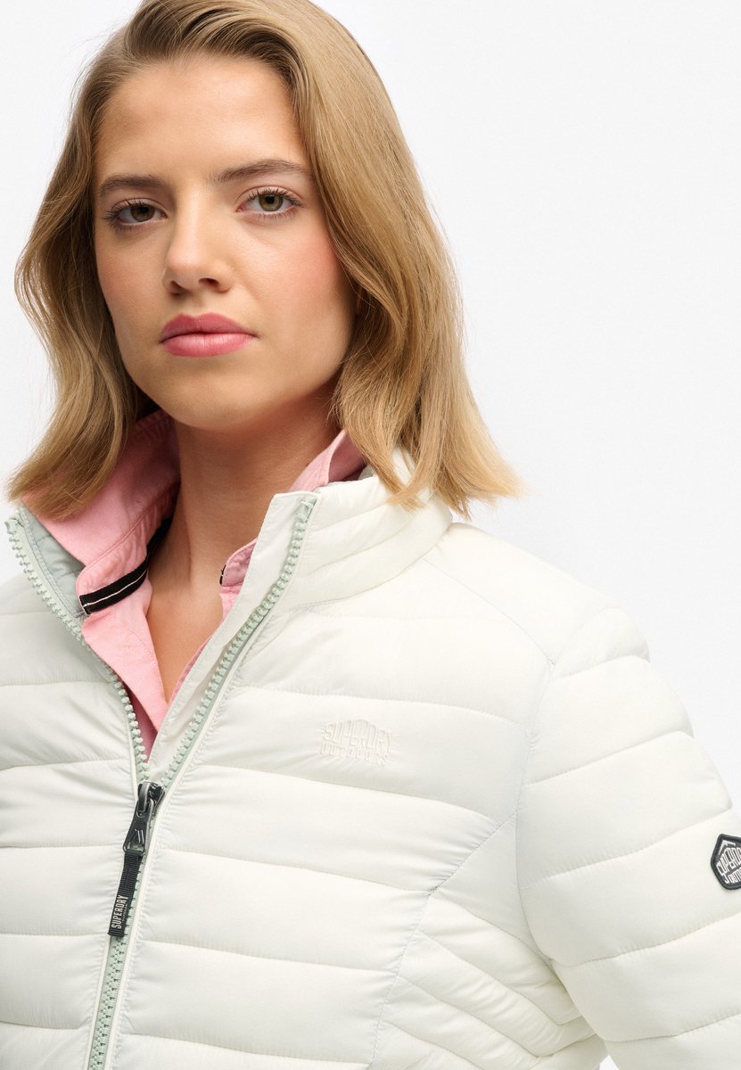 Superdry Fuji Lite Gewatteerde Jas Dames Gewatteerde jassen Creme