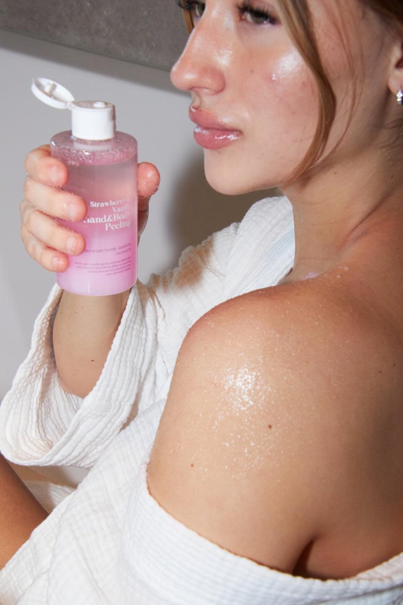 Peya Cosmetics Strawberry & Vanilla Body Scrub