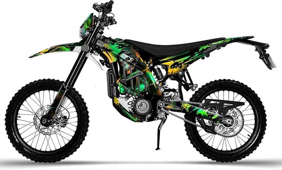 Moto cross avec design graphique vert, jaune et noir. Jantes blanches, pneus noirs.