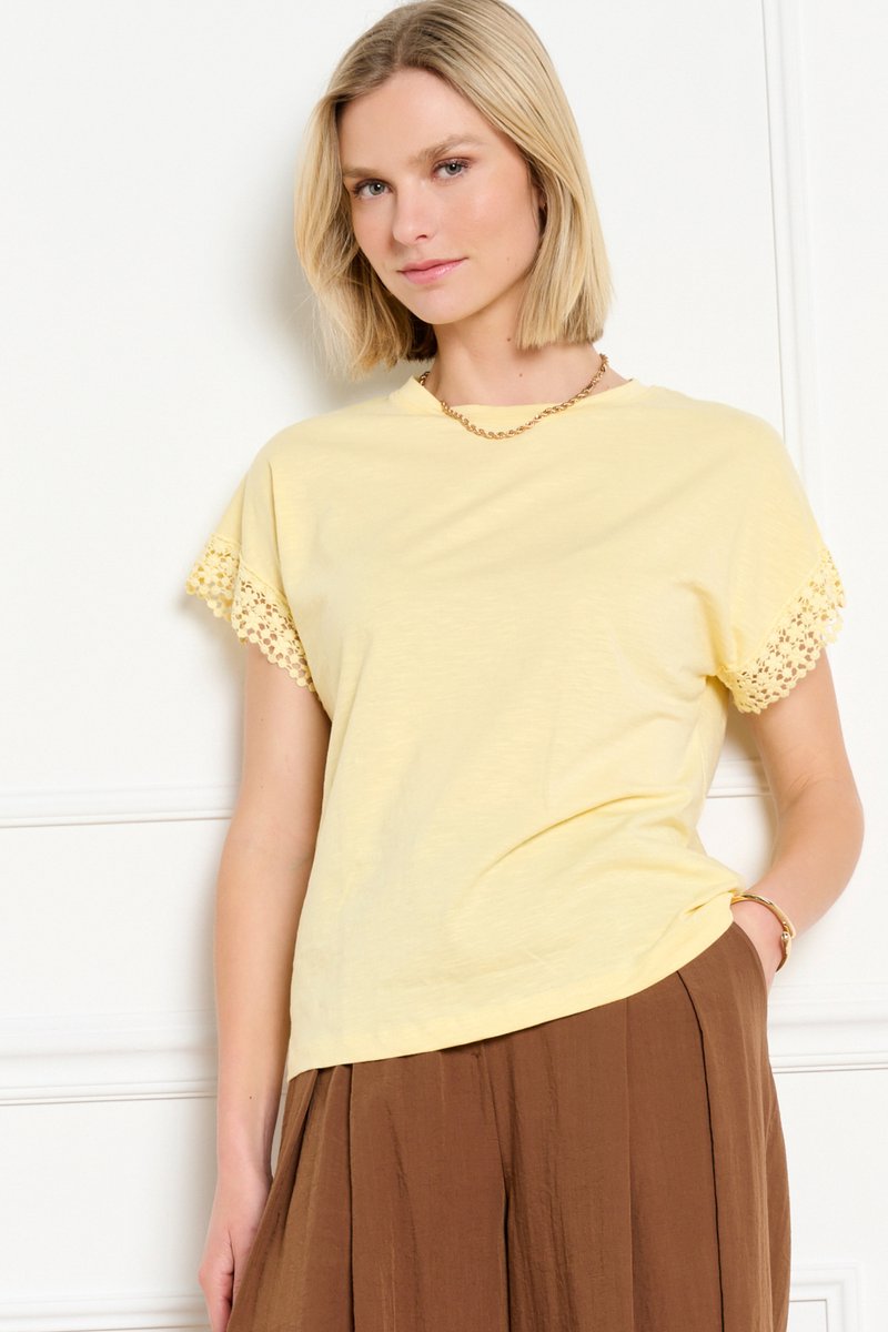 LolaLiza T-shirt T Boxlace 1f 02301939 5004 Yellow Pastel Dames Maat - XS