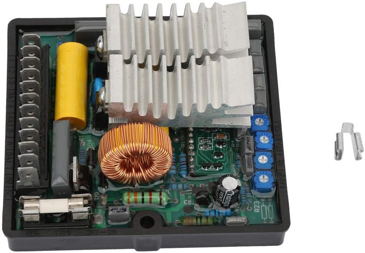 Dailygoody - Generator Spanningsregelaar - Automatische Spanningsregelaar - Geschikt voor 50 270Ac - Borstelloze Generator - Hoogwaardige en voor
