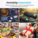 Collage: inpakken van kleding, witte koptelefoon, paspoort, geld, bagageweegschaal met 21.0°C, fruitkraam, cadeau met strik.