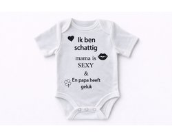 Grappige Baby Romper “Ik ben schattig mama is sexy & papa heeft geluk” – Rompertje Baby Tekst – Kraamcadeau Baby – Funny Baby Kleding - Maat 50/56