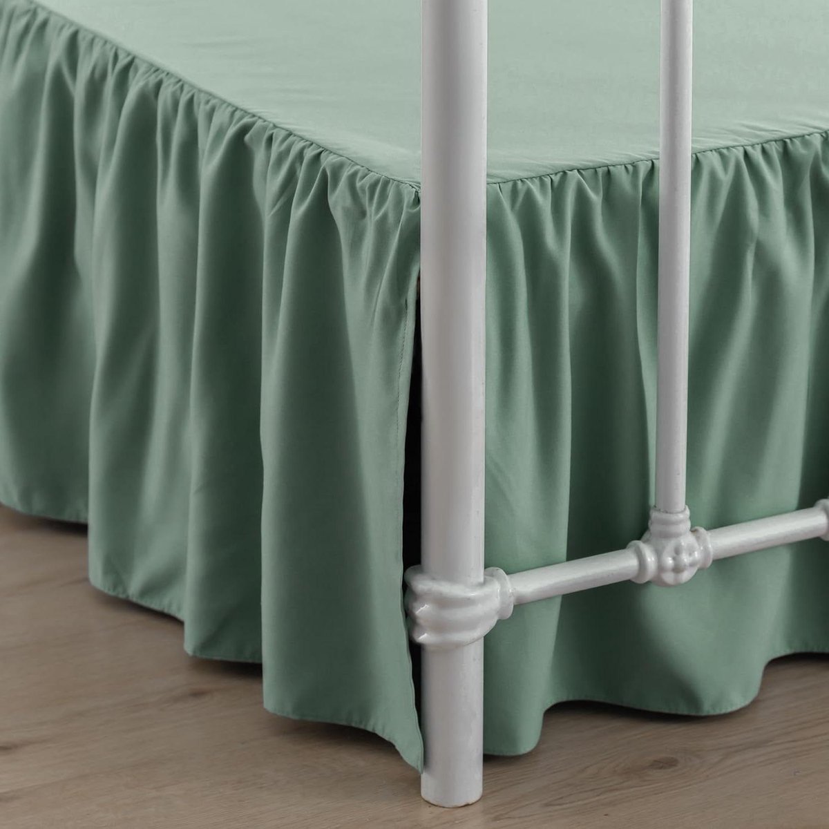 Bedrok met ruches - Decoratieve bed omranding - Bed opmaken - Met platform en split hoeken - 457 cm drop