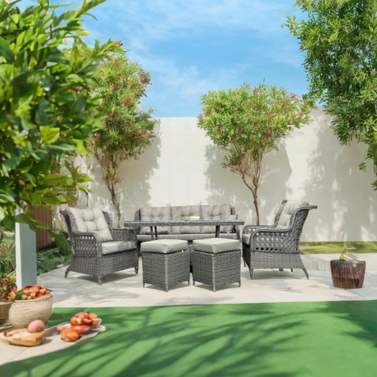 Madrid Luxe Rattan Dining Loungeset 7-Persoons met Tafel en 2 Krukken & Kussens – Weerbestendig, Handgemaakt Rotan, Wasbare Hoezen & Tijdloos Design