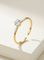 Lundholm Marit Ring Dames Goudkleurig Ringen Dames Goud Verguld Aanschuifring – Premium Stainless Steel Gold PVD Plated – Verstelbare Ring met Zirkonia Steen – Minimalistische Ring – Verjaardag Cadeau - Scandinavisch Design