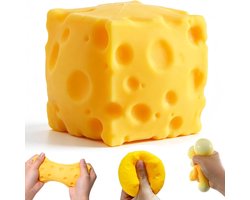 Squishy Toy Vorm van een Kaas - Squeeze Cheese Knijpkaas - 5cm - Slow Rising Toy Squishy - Stressverlichtend Speelgoed - Zachte en Luchtige Blokjeskaas - Fidget Squishy - Realistische Kaasvorm - Voor Volwassenen en Kinderen - Geel