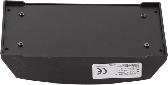Solar Laadregelaar - MPPT Controller - Efficiënt Opladen - Realtime Display - 90A - Zilver