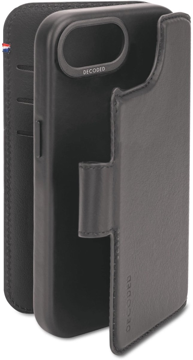 DECODED Leren Hoesje voor iPhone 17e/16e - 2-in-1 - Detachable Wallet - Premium ECCO Leer - Geschikt voor MagSafe - Afneembare Portemonnee - Draadloos Oplaadbaar - Schokbestendig Hoes Magnetisch - Zwart