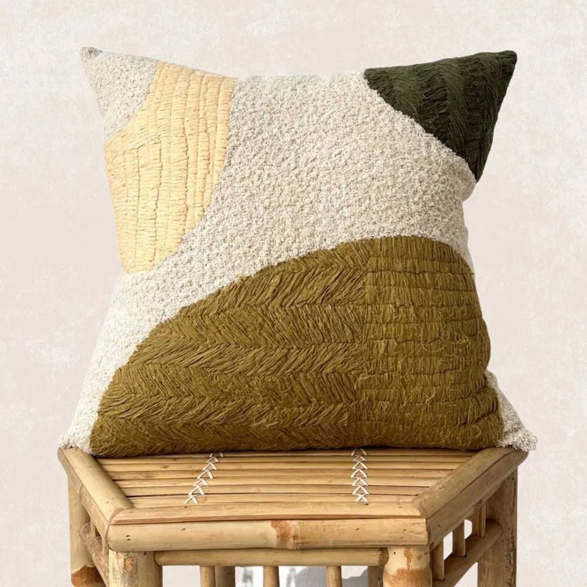 TFP Artisanal Embellished Cushion Cover - Sierkussenhoes | Saanvi - 50 x 50 cm - 100% Organic Cotton (GOTS Certified) - Handmade in India - natural white, Beige, Olive Yellow, Olive Green, Dark Green