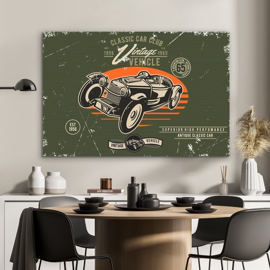 Voiture vintage sur fond soleil orange, texte 'Classic Car Club'.