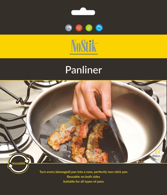 Verpakking van NoStik Panliner, met afbeelding van hand die bakmat in pan legt met spek.