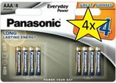 4 Blisters (32 batterijen) Panasonic Alkaline Everyday Power AAA