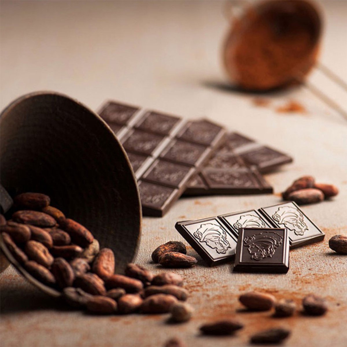 Pure chocolade met 85% cacao Laurence, 80 g