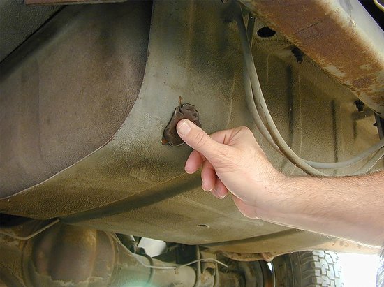 Gastank Koeler Reparatie - Stopverf Afdichtmiddel - Auto Onderhoud - Permanent Verzegeld - 20 Gram - Grijs — afbeelding 2